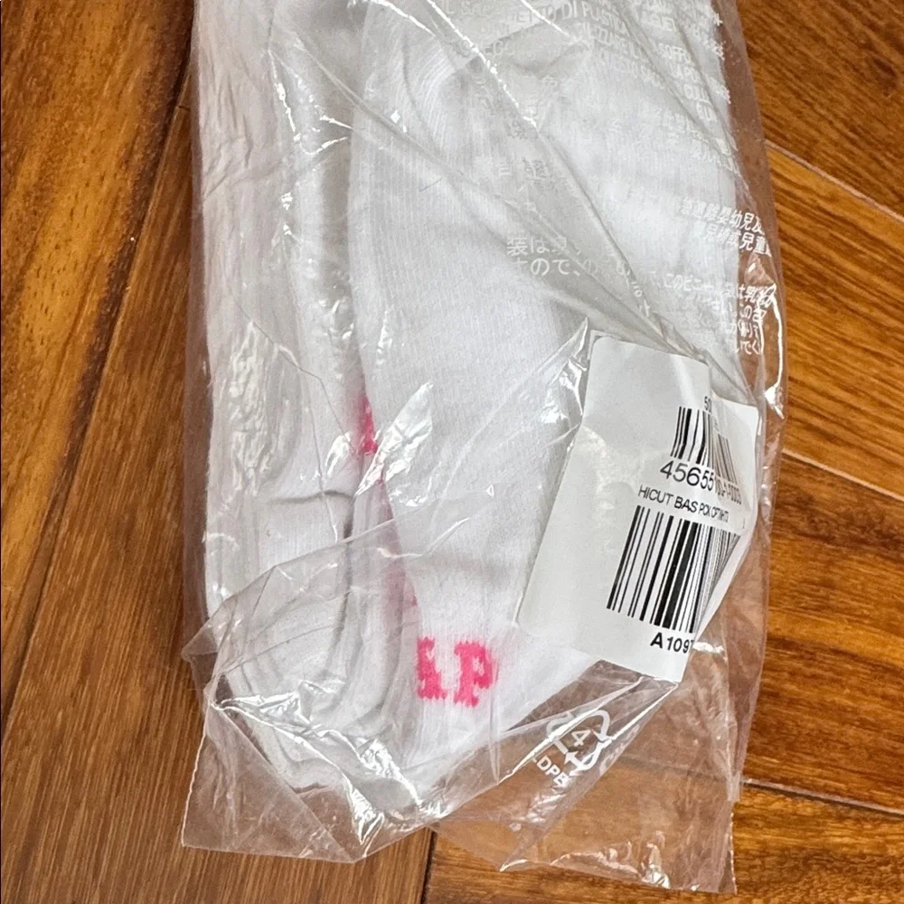 Gap Kids Girls White Crew Socks 3 Pairs Shoe Size 3-4